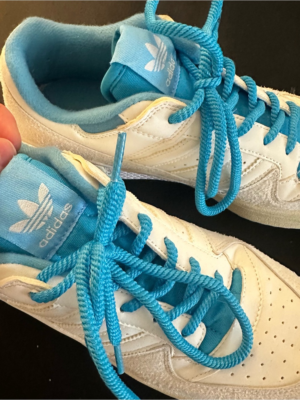 Adidas Forum Bold Shoes Vintage Sneakers with Sky Blue Laces - Picture 3 of 8